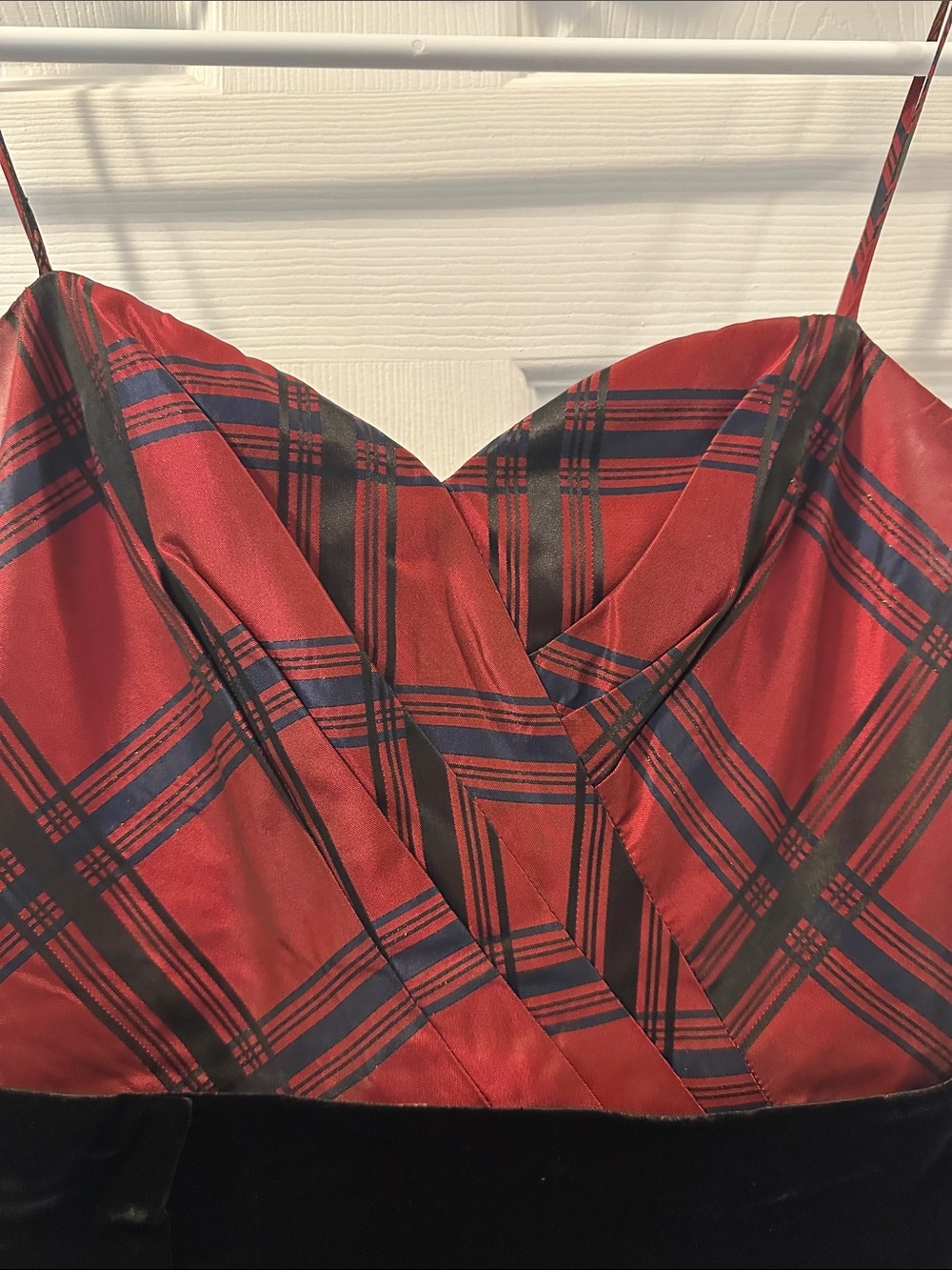 NINE WEST Red Plaid Spaghetti-Strap Party Dress Black Velvet Waistband Sz 10 Fun - Picture 7 of 11